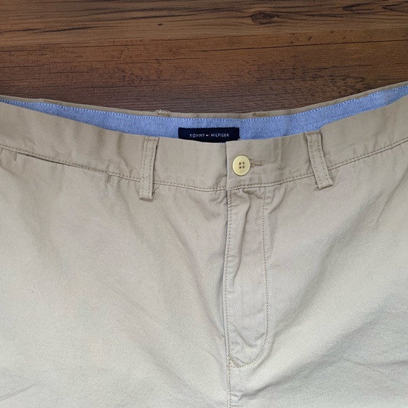 Tommy Hilfiger Shorts - Picture 3 of 7